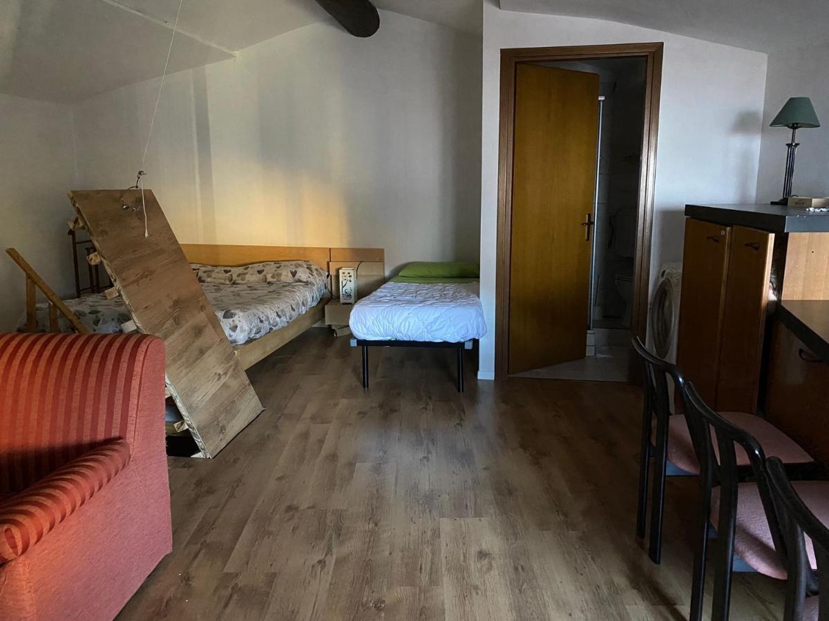 Lovely 1 Room Bedroom Loft, 20 Mins To Bgy Airport Pradalunga Extérieur photo