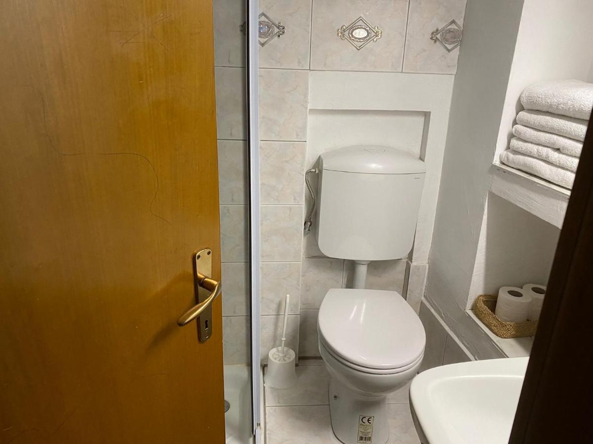 Lovely 1 Room Bedroom Loft, 20 Mins To Bgy Airport Pradalunga Extérieur photo
